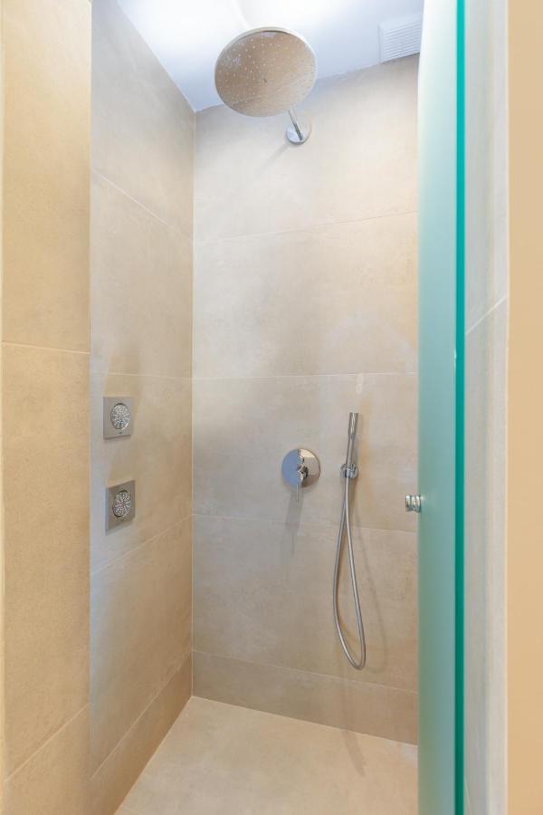 Kales Sea View Suites Ierápetra エクステリア 写真