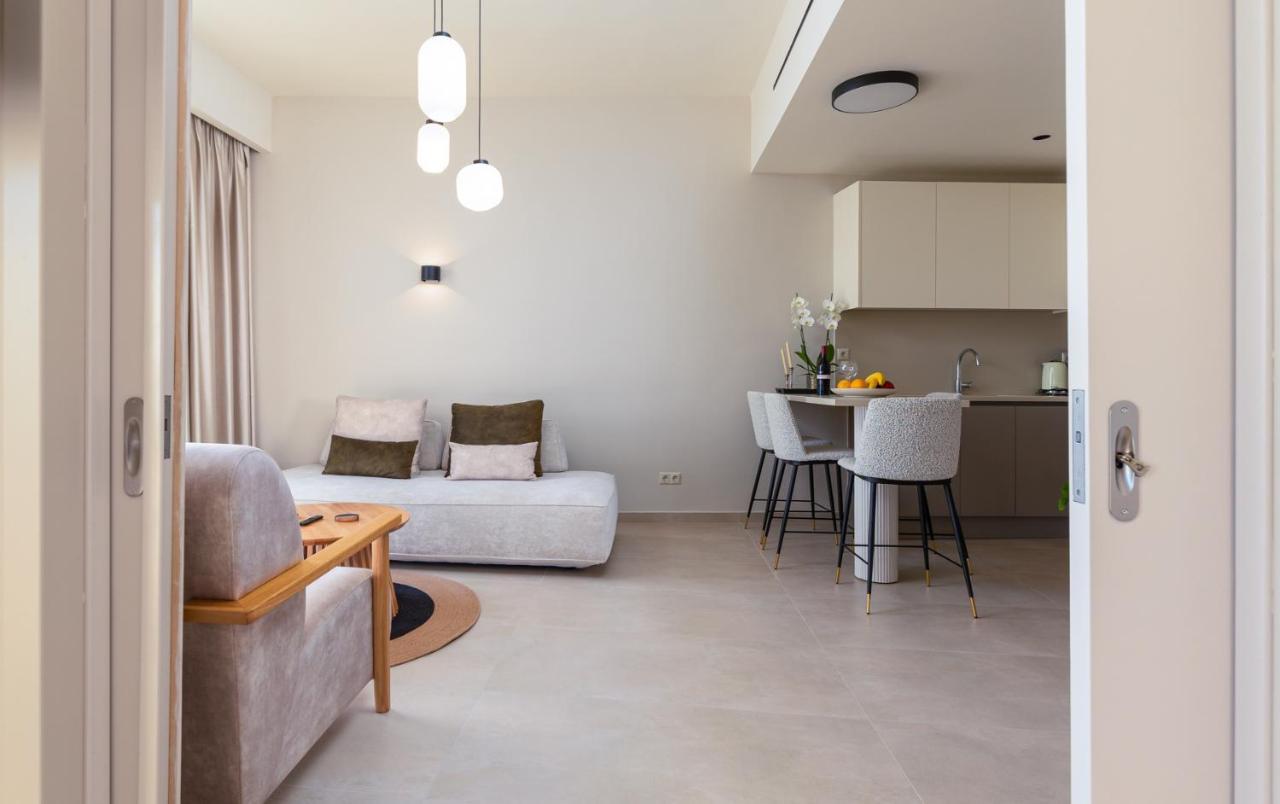 Kales Sea View Suites Ierápetra エクステリア 写真